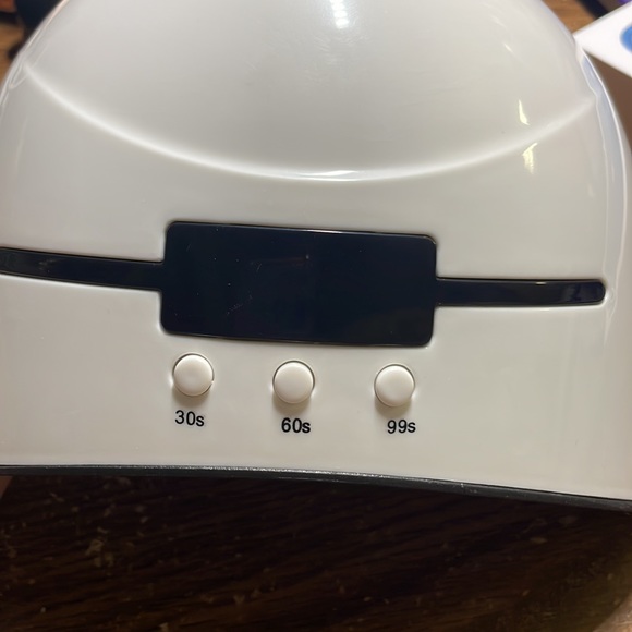 Led / UV Lamp (Gel Nails) - Picture 4 of 6